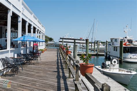 waterfront dining beaufort nc.